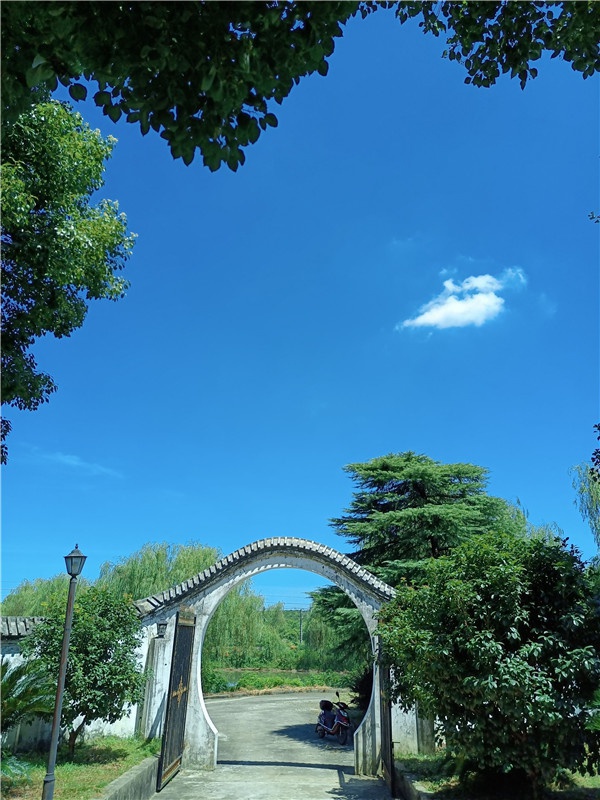 蓝天白云